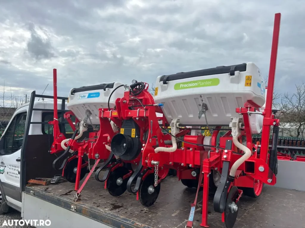 Semanator plante prasitoare Bufer 4 randuri Terra King Salonta Utilaje Agricole Oradea Bihor