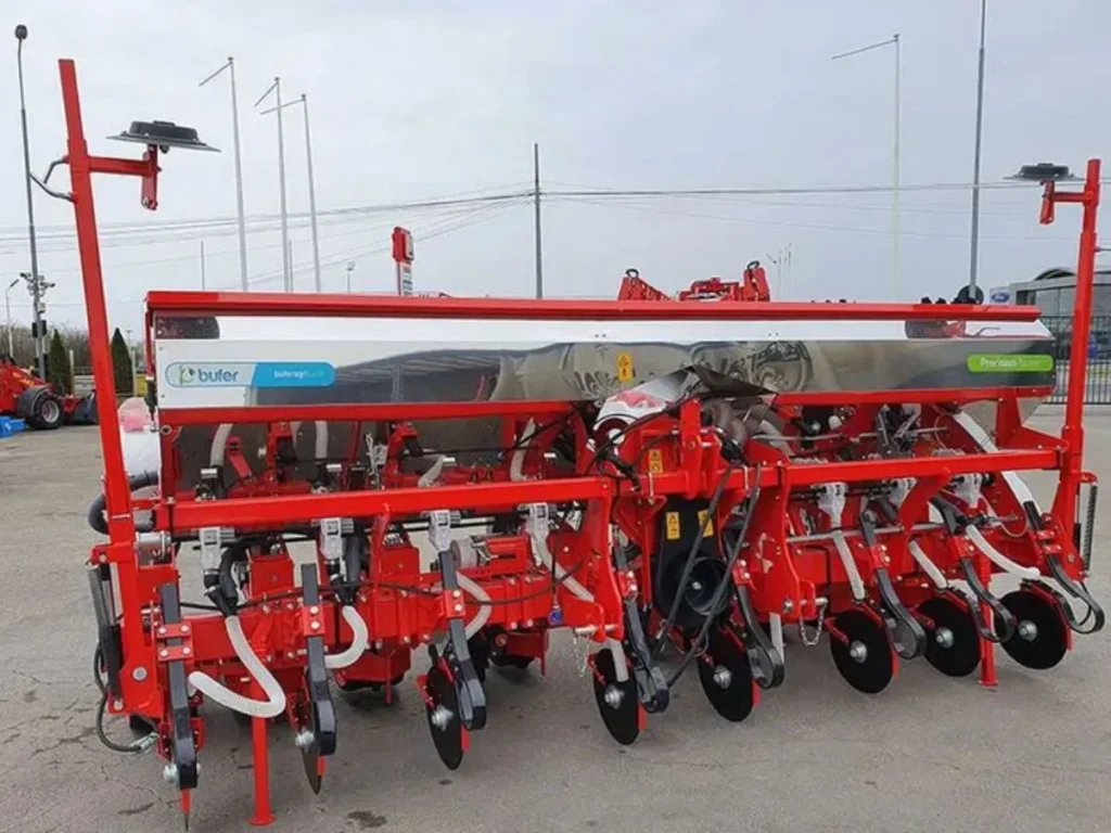 Semanator plante prasitoare Bufer 8 randuri Terra King Salonta Utilaje Agricole Oradea Bihor