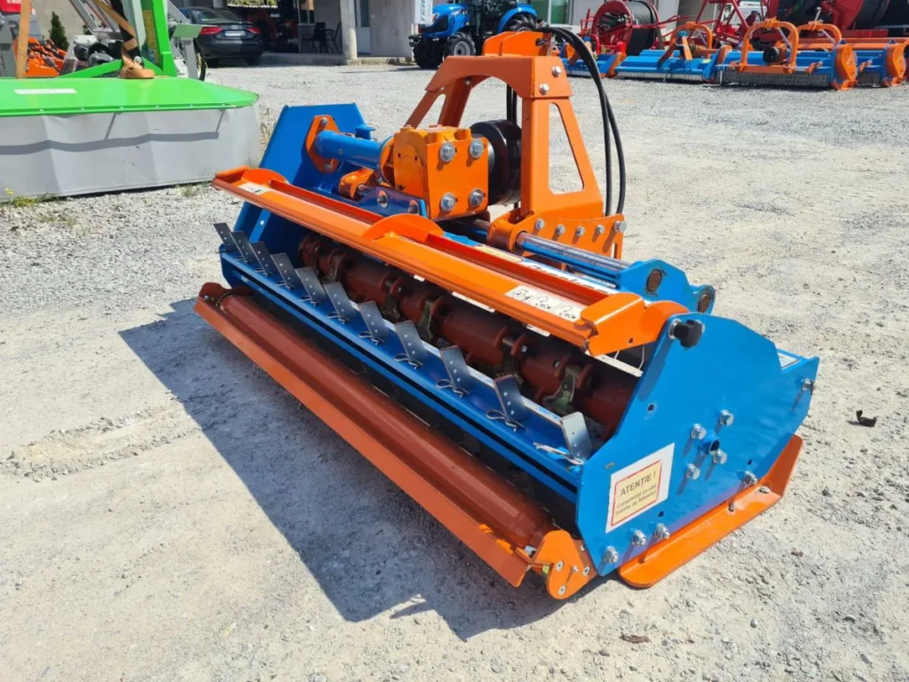 Tocator de resturi vegetale Breckner Germany deplasare hidraulic Terra King Salonta Utilaje Agricole Oradea Bihor